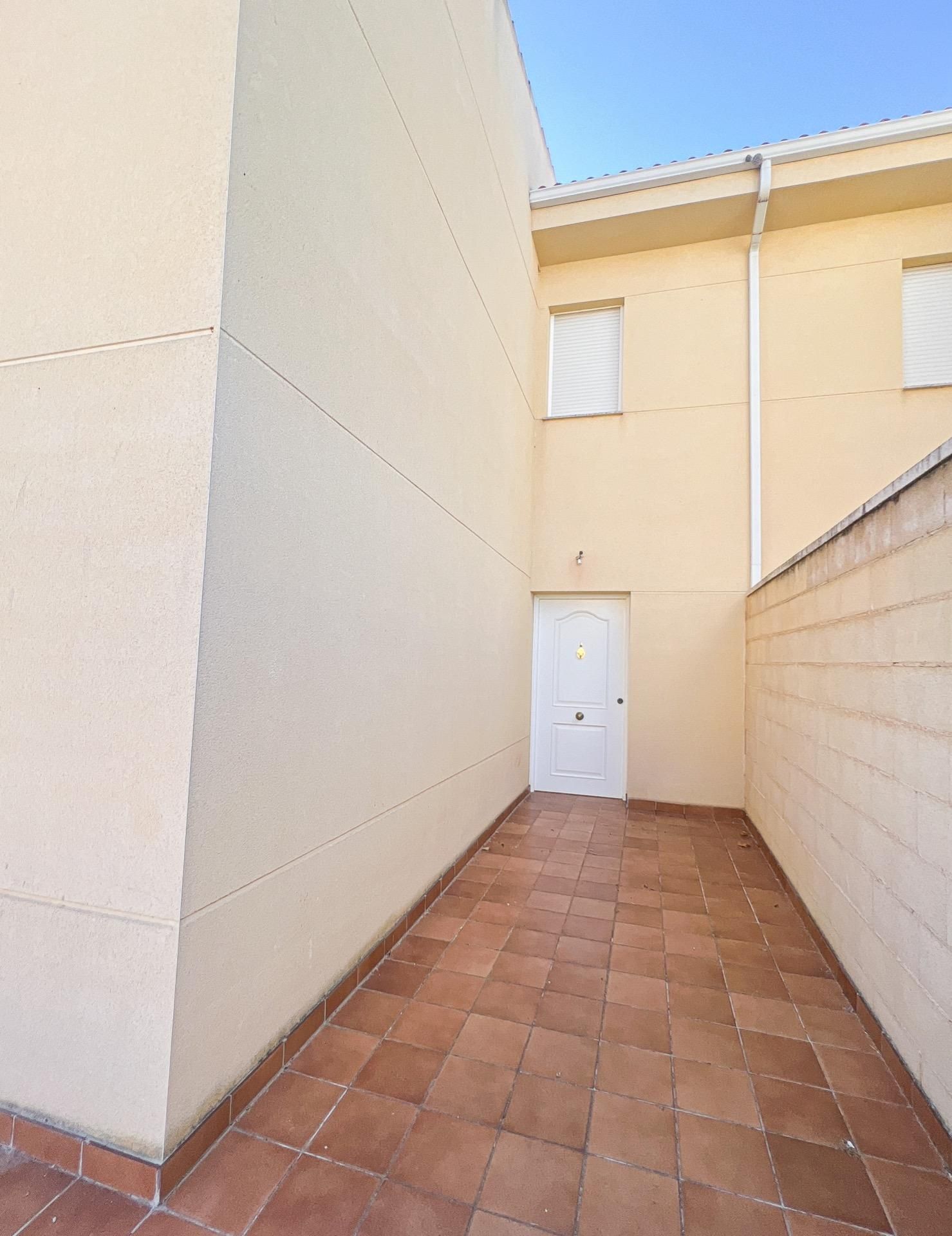 Casa adosada en venda en Toro amb Calefacció, Jardí privat i Terrassa