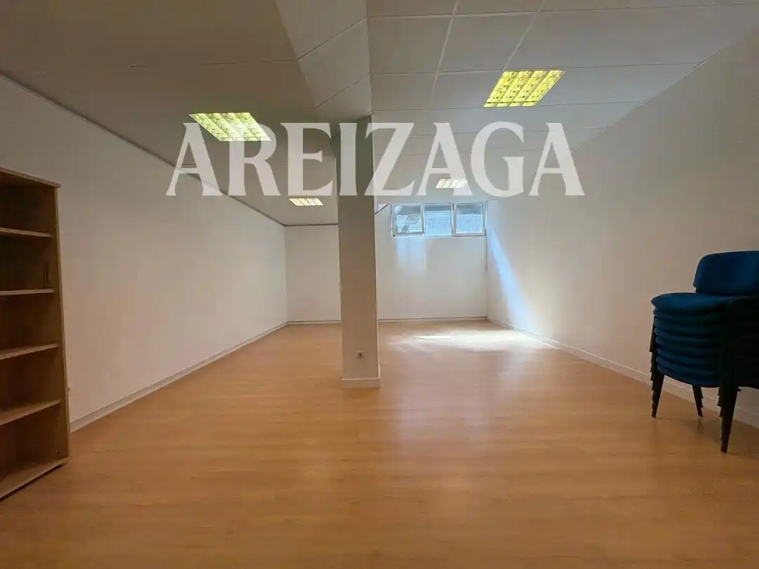 Büro zur Miete in Donostia - San Sebastián  mit Heizung