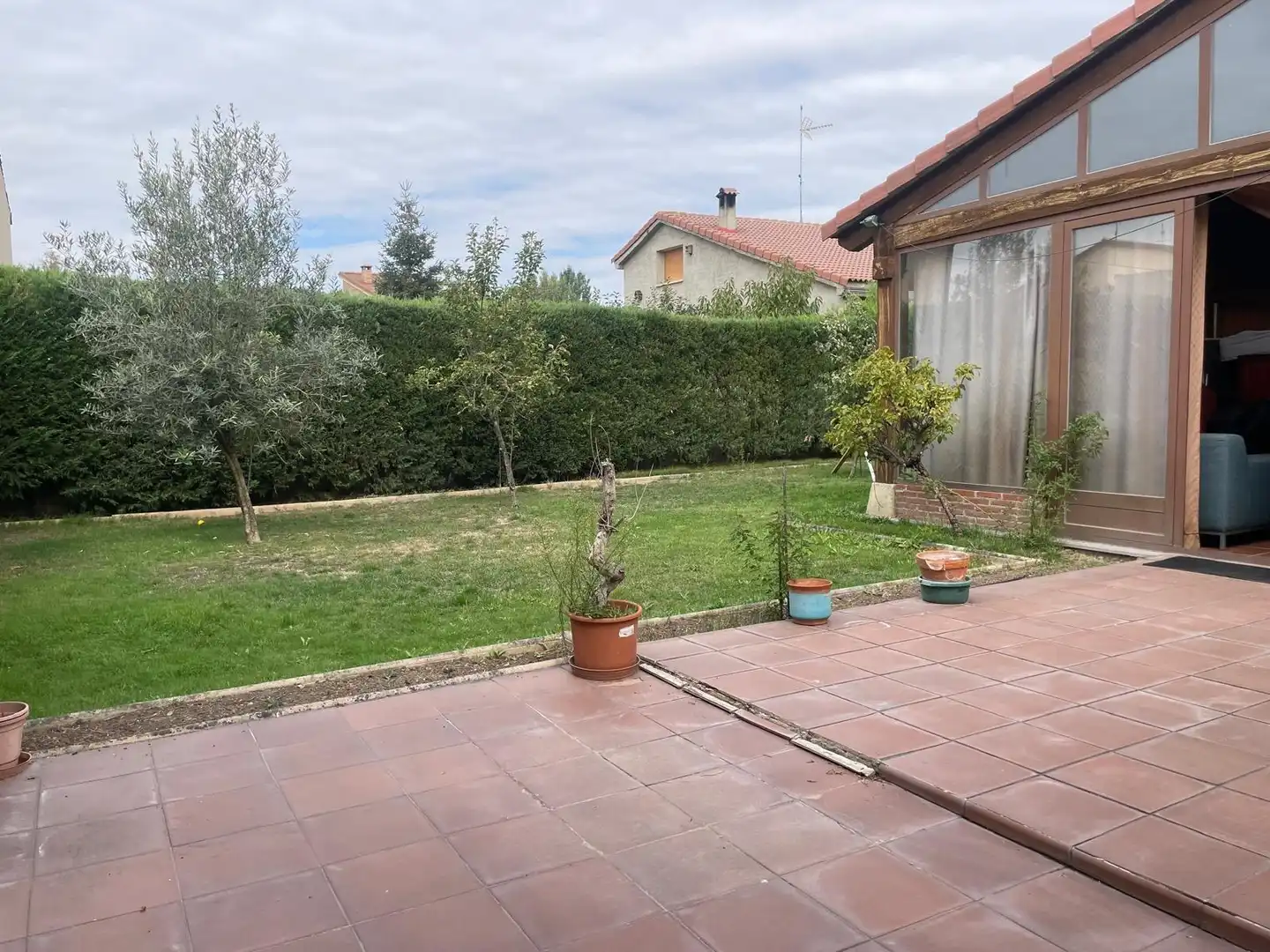 Casa adosada en venta en Hontanares de Eresma