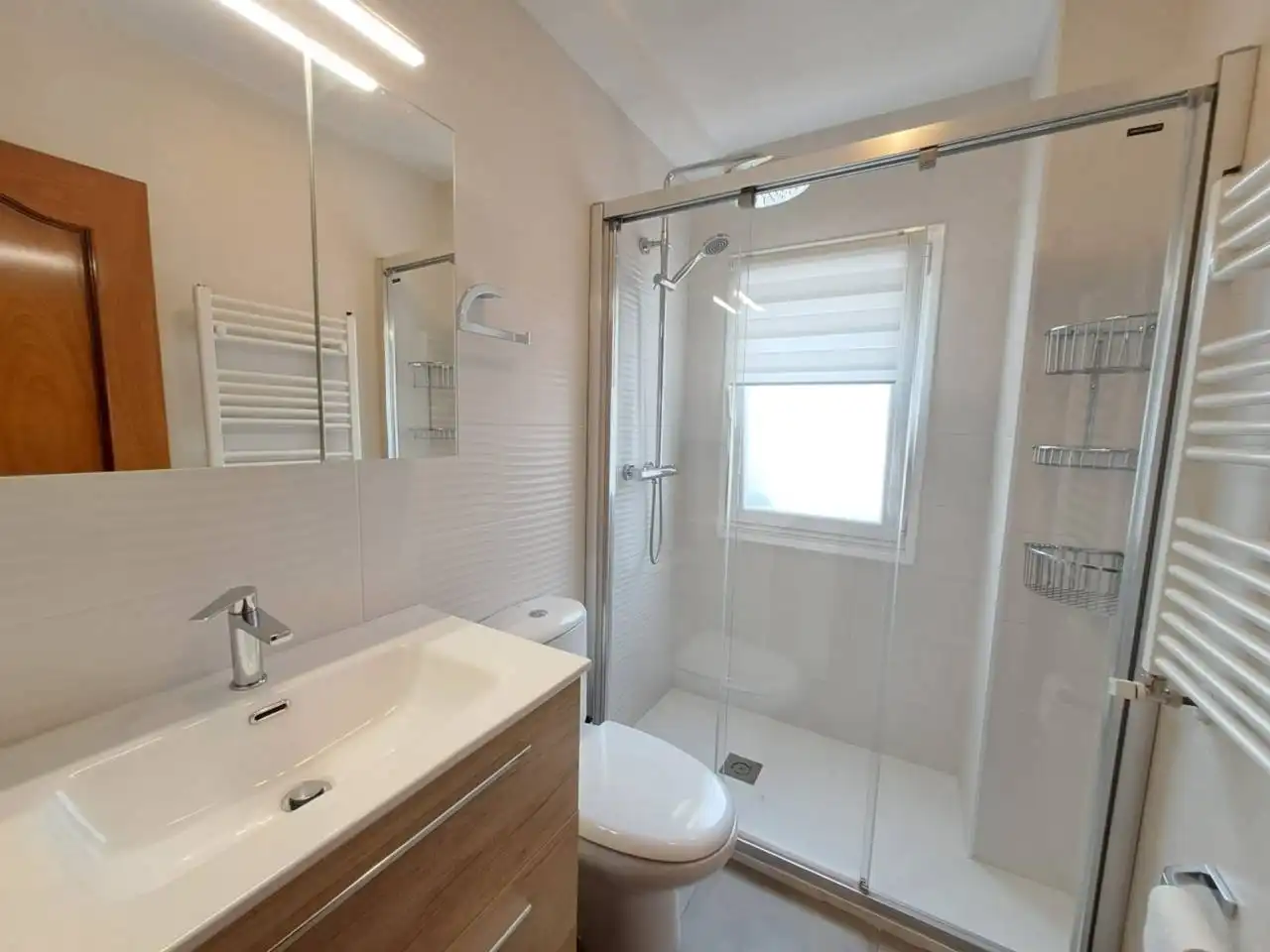 Bathroom of Flat for sale in Burgos  with Heating