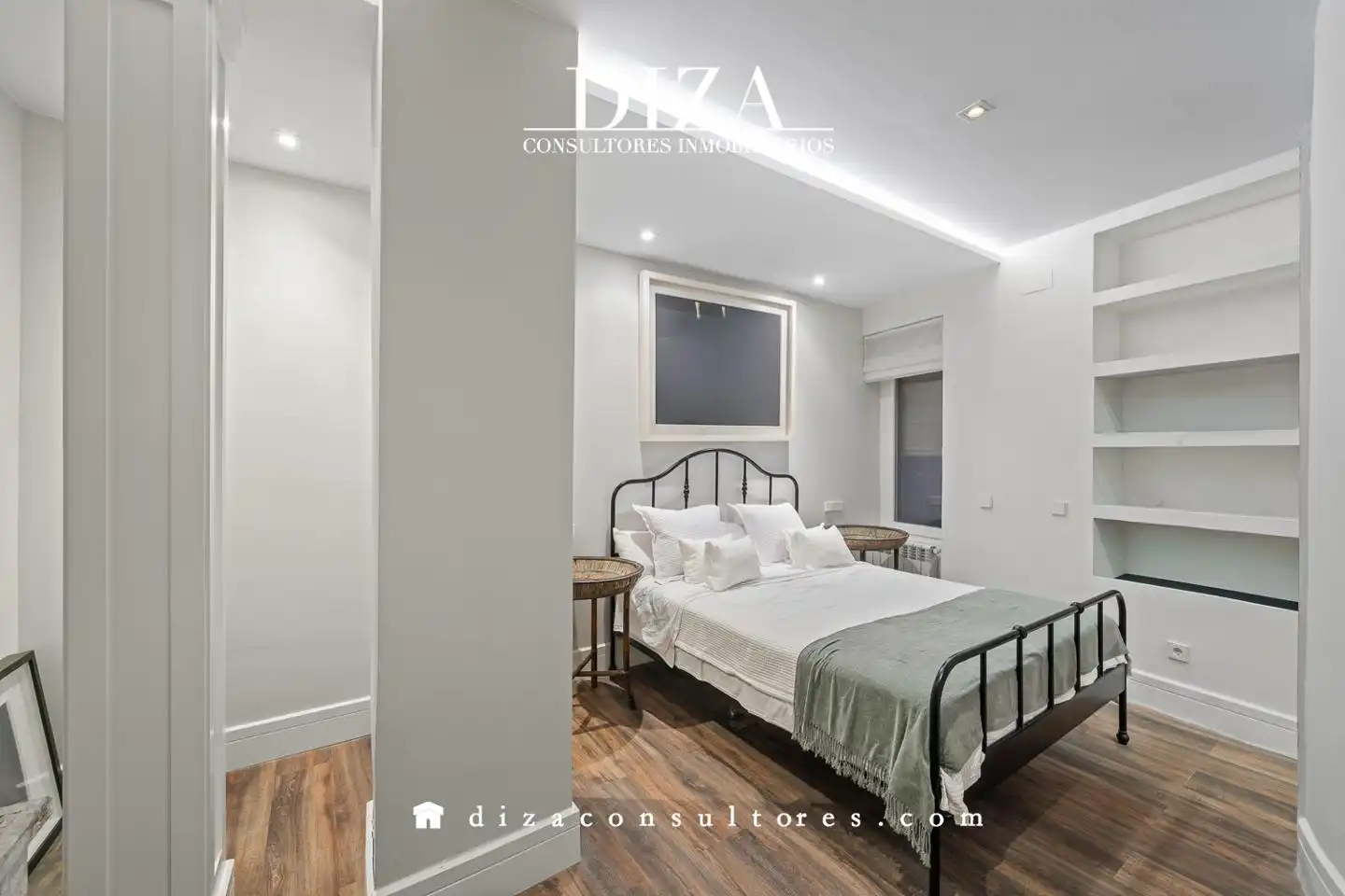 Bedroom of Ground floor for sale in Madrid  with Air Conditioner, Heating and Parquet flooring