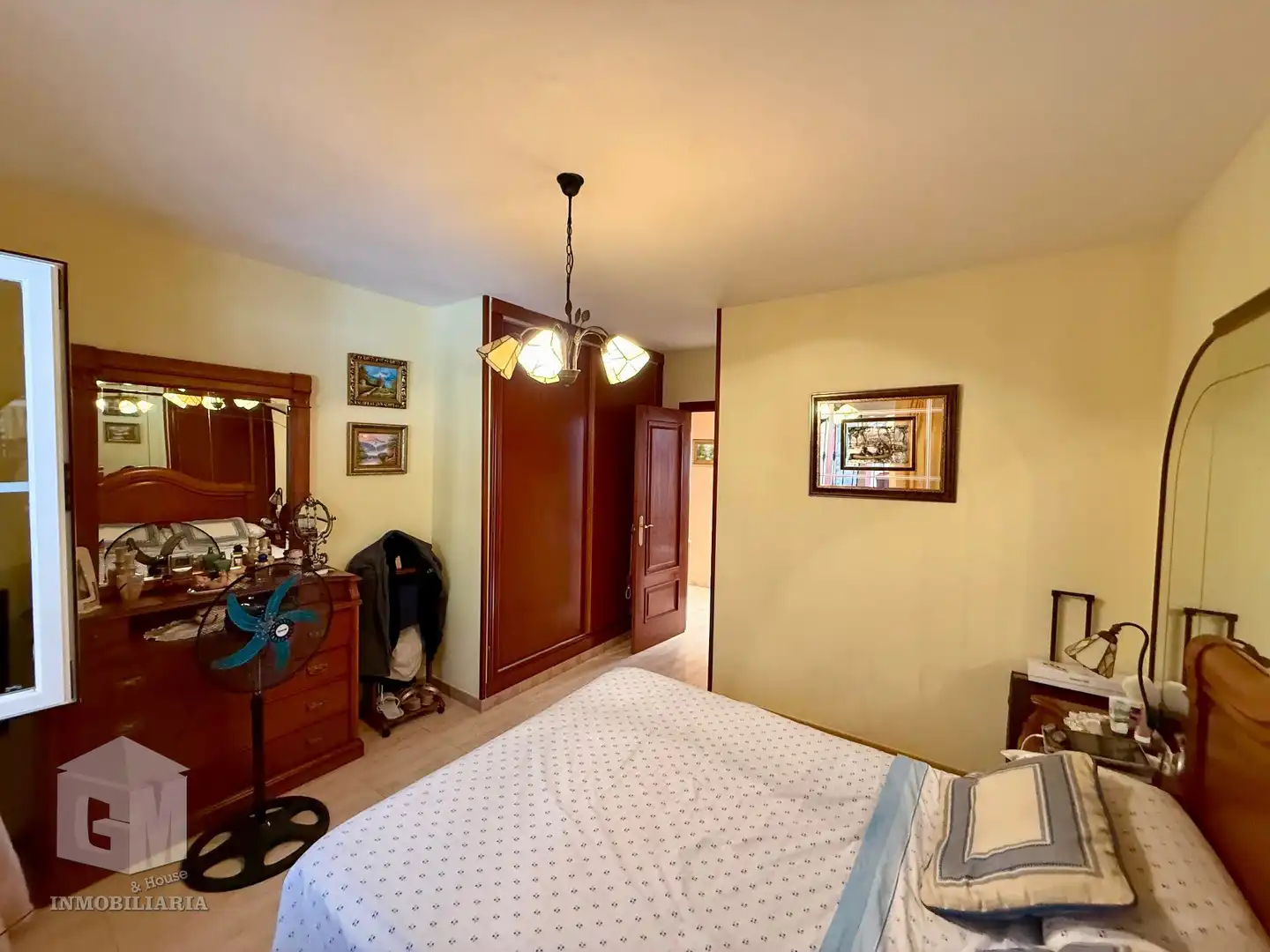 Dormitori de Casa o xalet en venda en Cadalso de los Vidrios amb Aire condicionat, Calefacció i Jardí privat