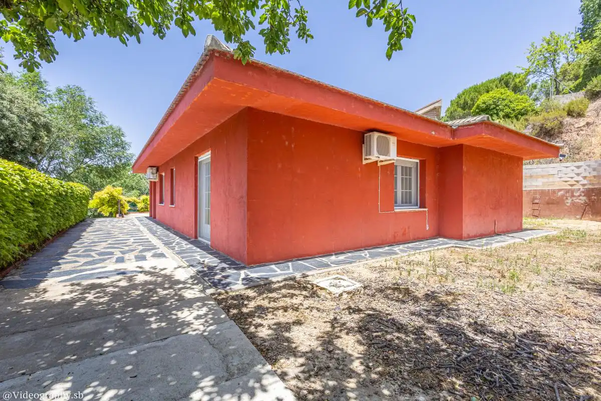 Vista exterior de Casa o chalet en venta en Guadalajara con Aire acondicionado, Calefacción y Jardín privado