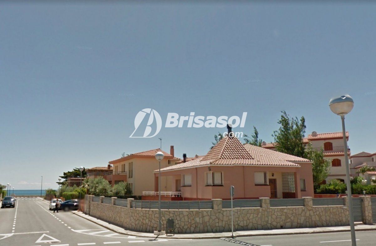 Exterior view of House or chalet for sale in Vandellòs i l'Hospitalet de l'Infant  with Air Conditioner, Heating and Terrace