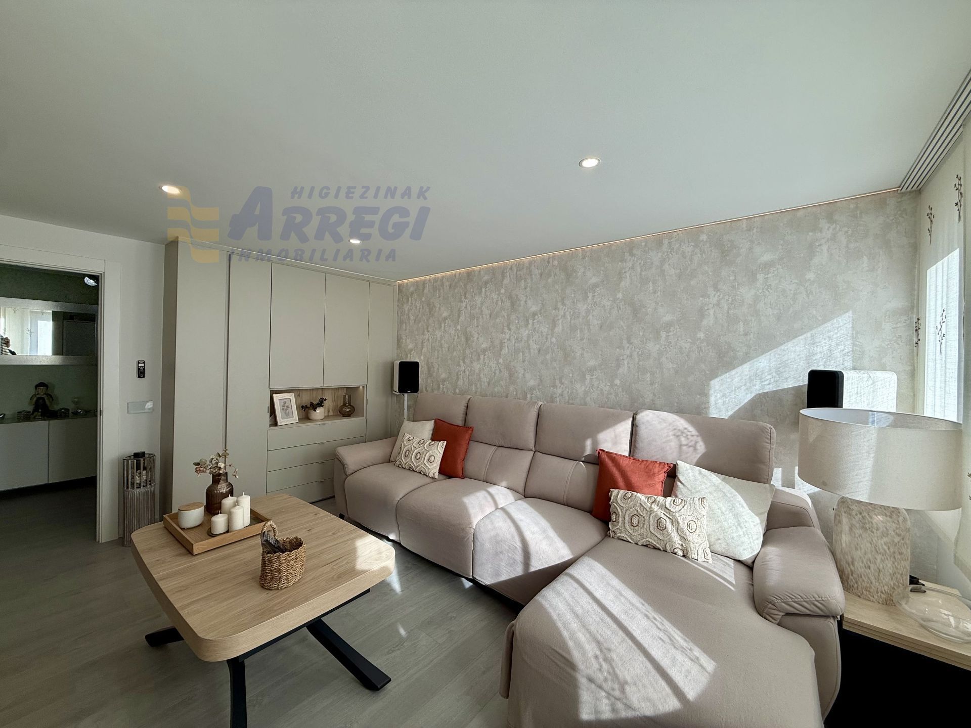 Sala de estar de Piso en venta en Eibar con Calefacción