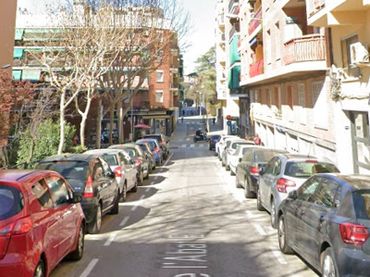 Pis en venda a Carrer de l'Abat Escarré