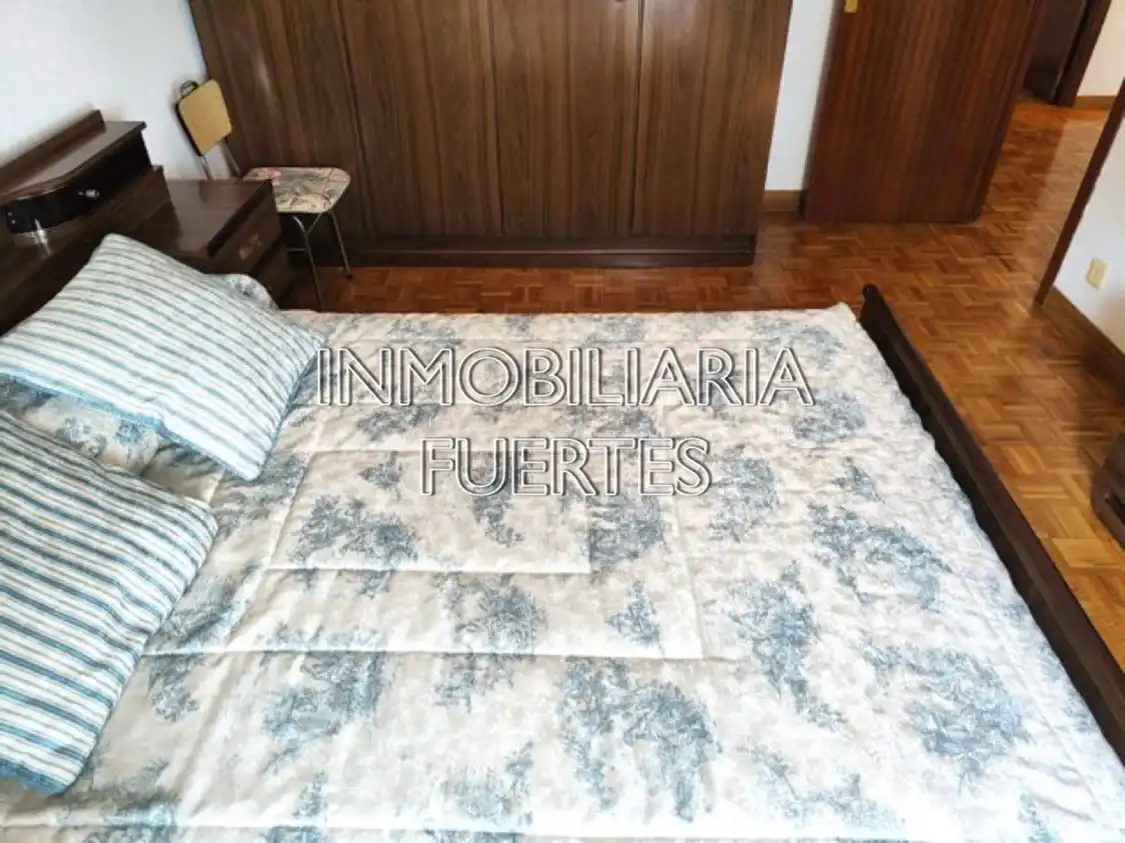 Flat for rent in Avenida de Mariano Andrés, Las Ventas