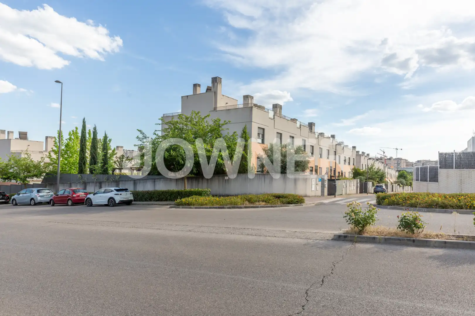 Vista exterior de Casa o xalet de lloguer en Tres Cantos amb Aire condicionat, Jardí privat i Terrassa