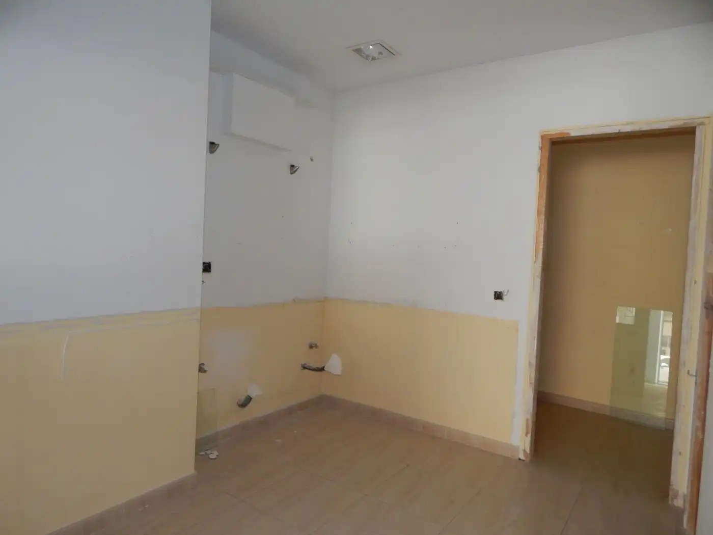 Business premises to rent in Sant Josep - Zona Hospital, imagen 7