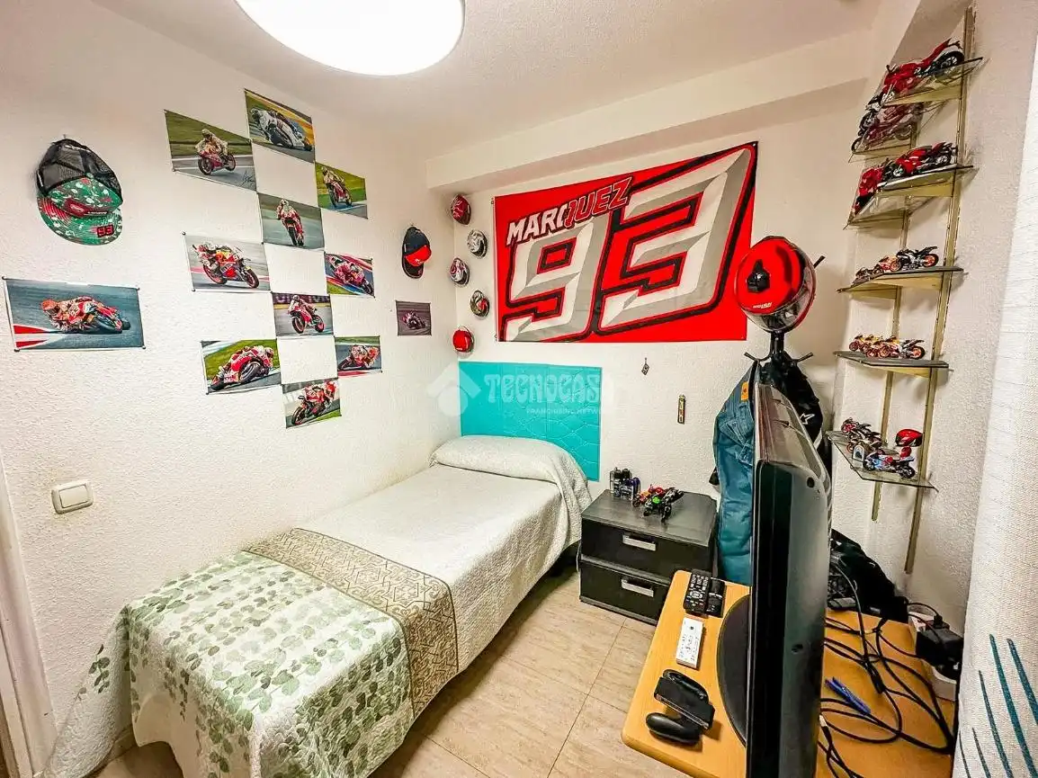 Bedroom of Flat for sale in Parla  with Heating and Terrace
