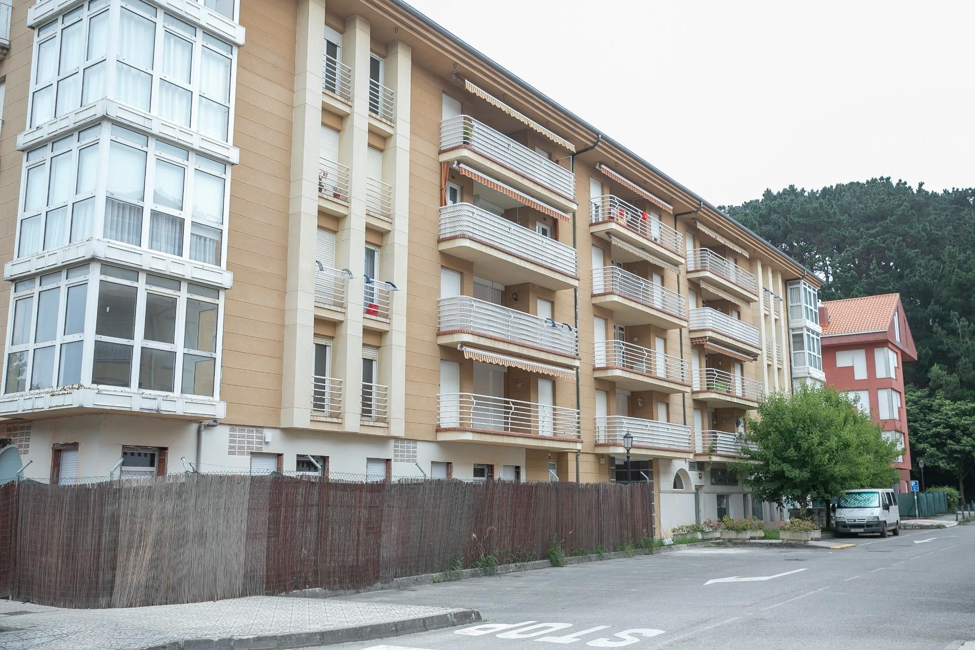Vista exterior de Apartament en venda en San Vicente de la Barquera amb Terrassa, Traster i Balcó