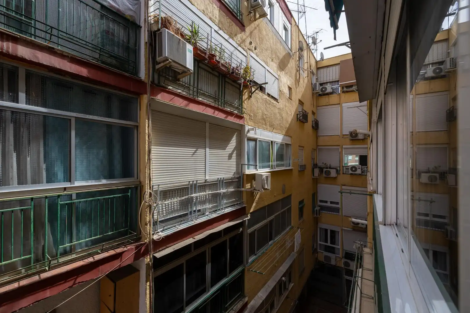 Exterior view of Flat for sale in Granada