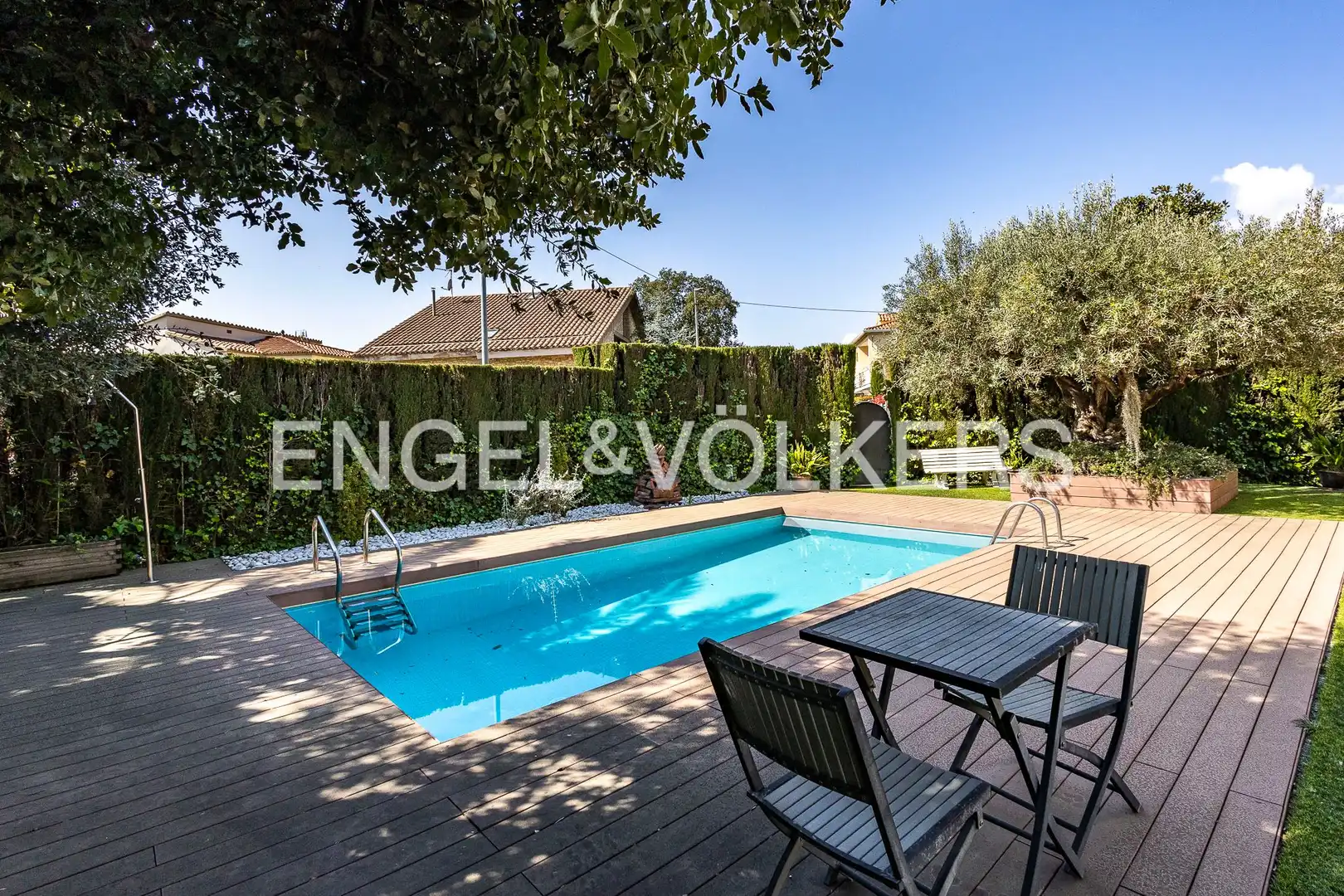 Vista exterior de Casa o xalet en venda en Abrera amb Aire condicionat, Calefacció i Jardí privat