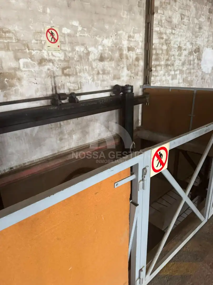 Fabrikhallen zur Miete in Massanassa