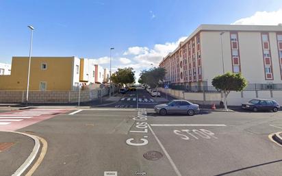 Vista exterior de Casa adosada en venda en Granadilla de Abona amb Terrassa