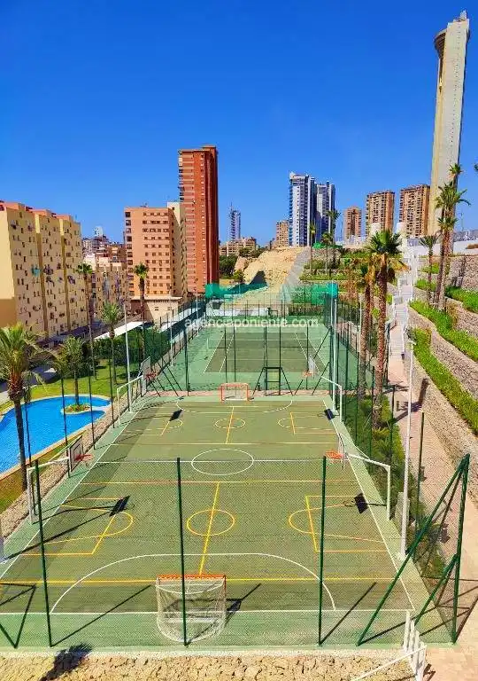 Vista exterior de Piso de alquiler en Benidorm con Aire acondicionado, Calefacción y Terraza