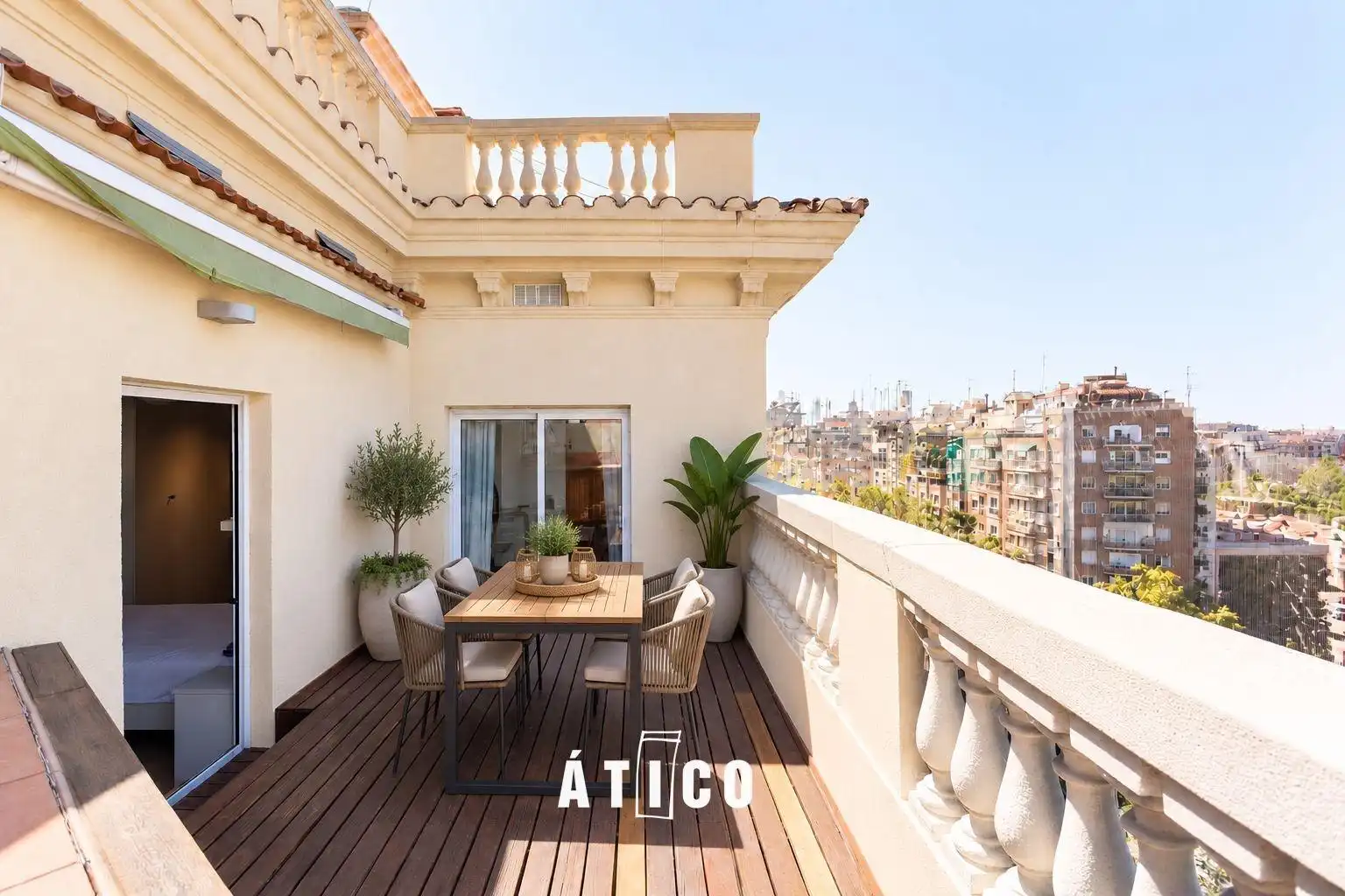Ático con ascensor en venta en Eixample, imagen 2