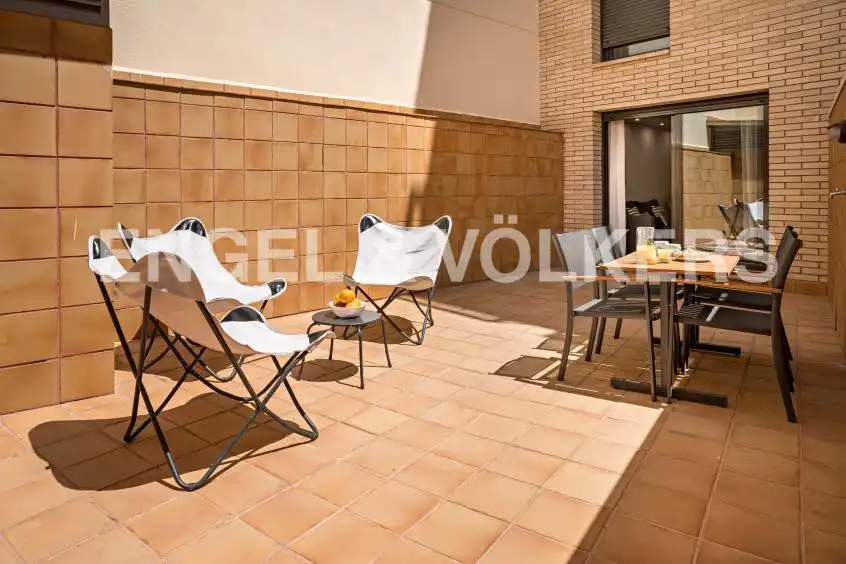 Terrasse von Wohnung zur Miete in L'Hospitalet de Llobregat mit Klimaanlage, Heizung und Parkett