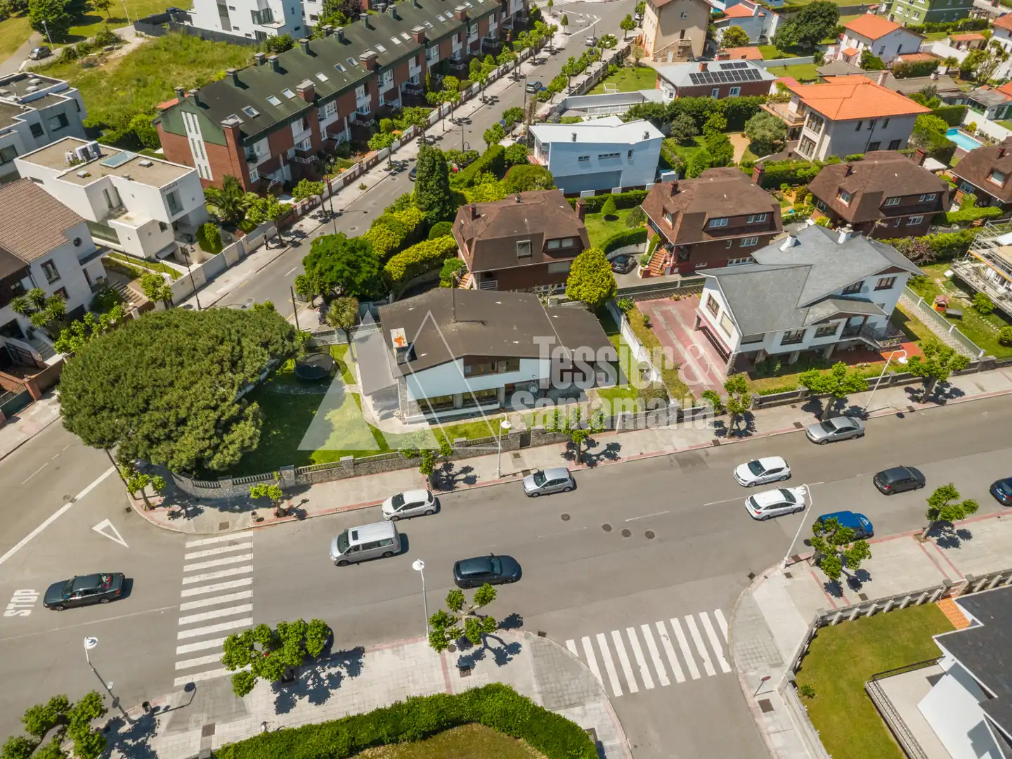 Vista exterior de Casa o chalet en venta en Castrillón con Calefacción, Jardín privado y Terraza