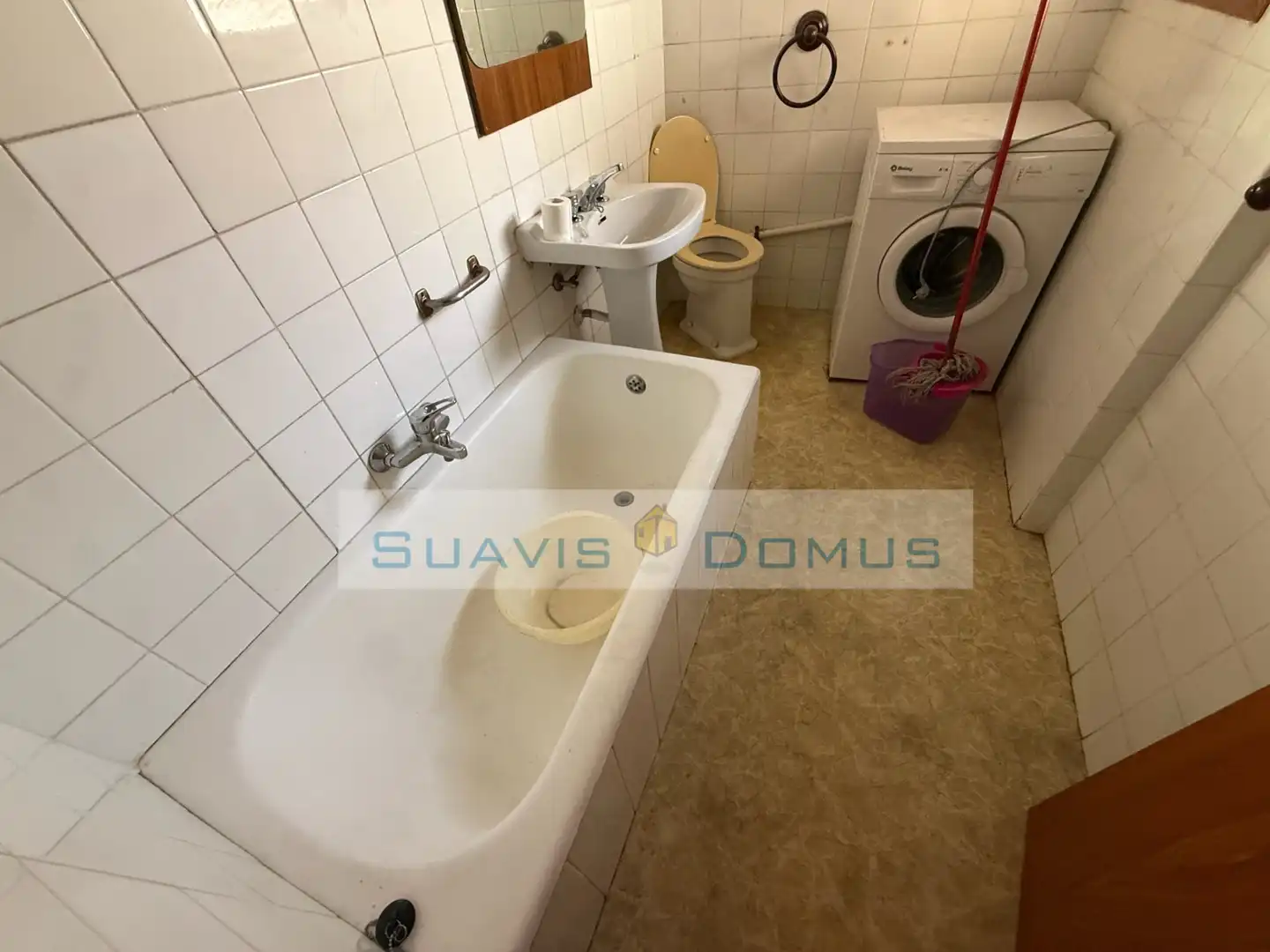 Baño de Piso en venta en Zamora Capital  con Calefacción y Balcón