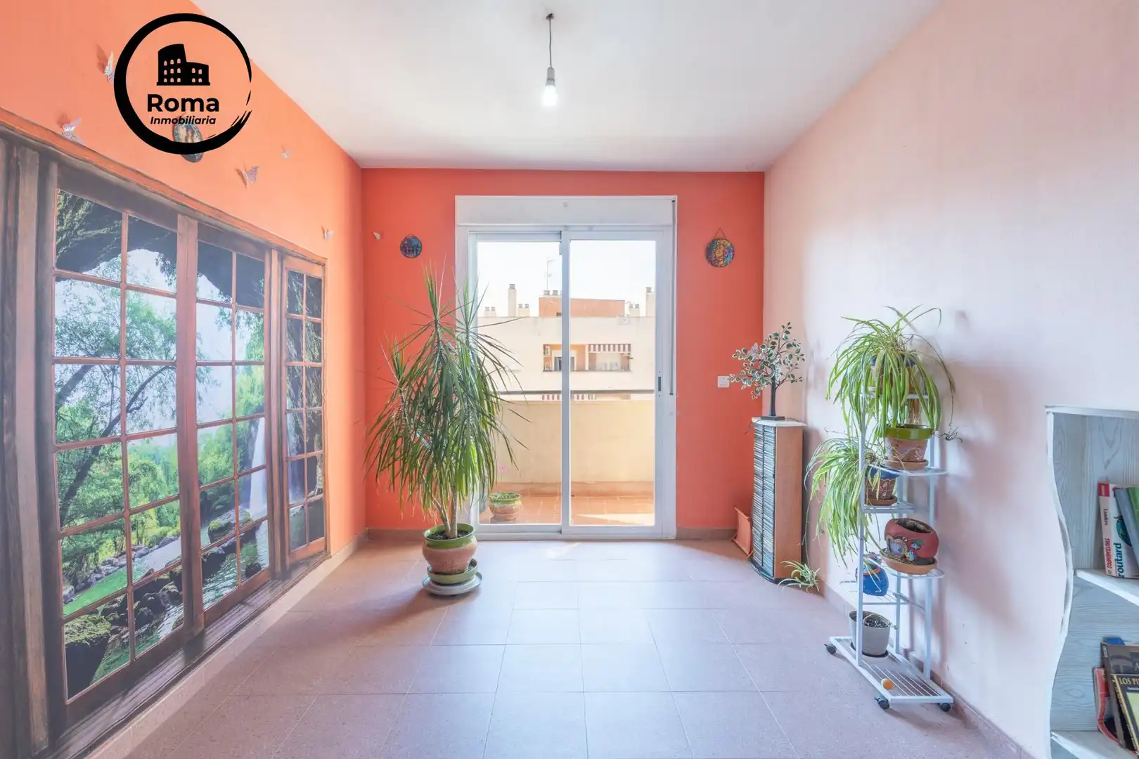 Piso en venta en Granada con Calefacción, Terraza y Amueblado