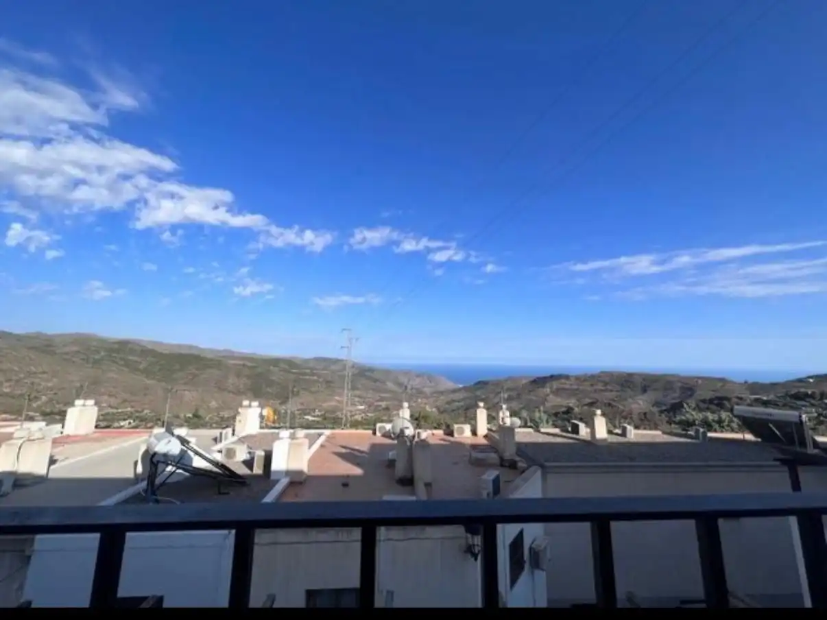 Vista exterior de Casa o xalet en venda en Felix amb Aire condicionat, Terrassa i Balcó