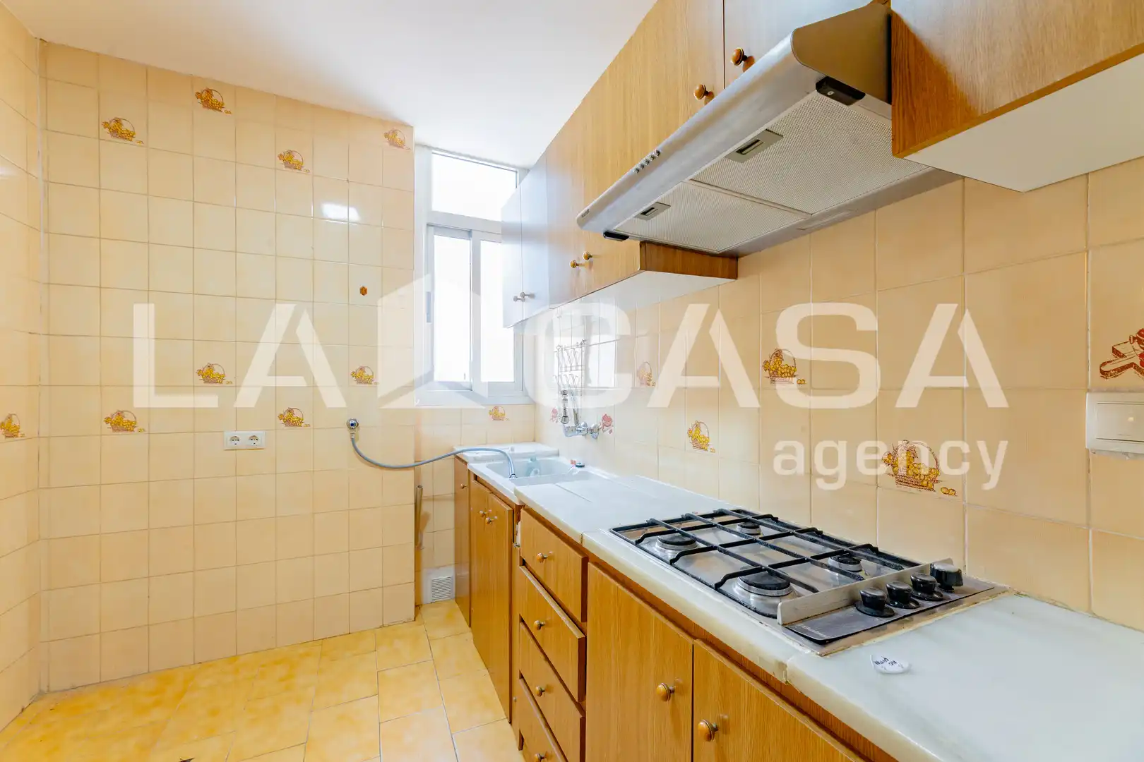 Kitchen of Flat for sale in Valencia  with Balcony