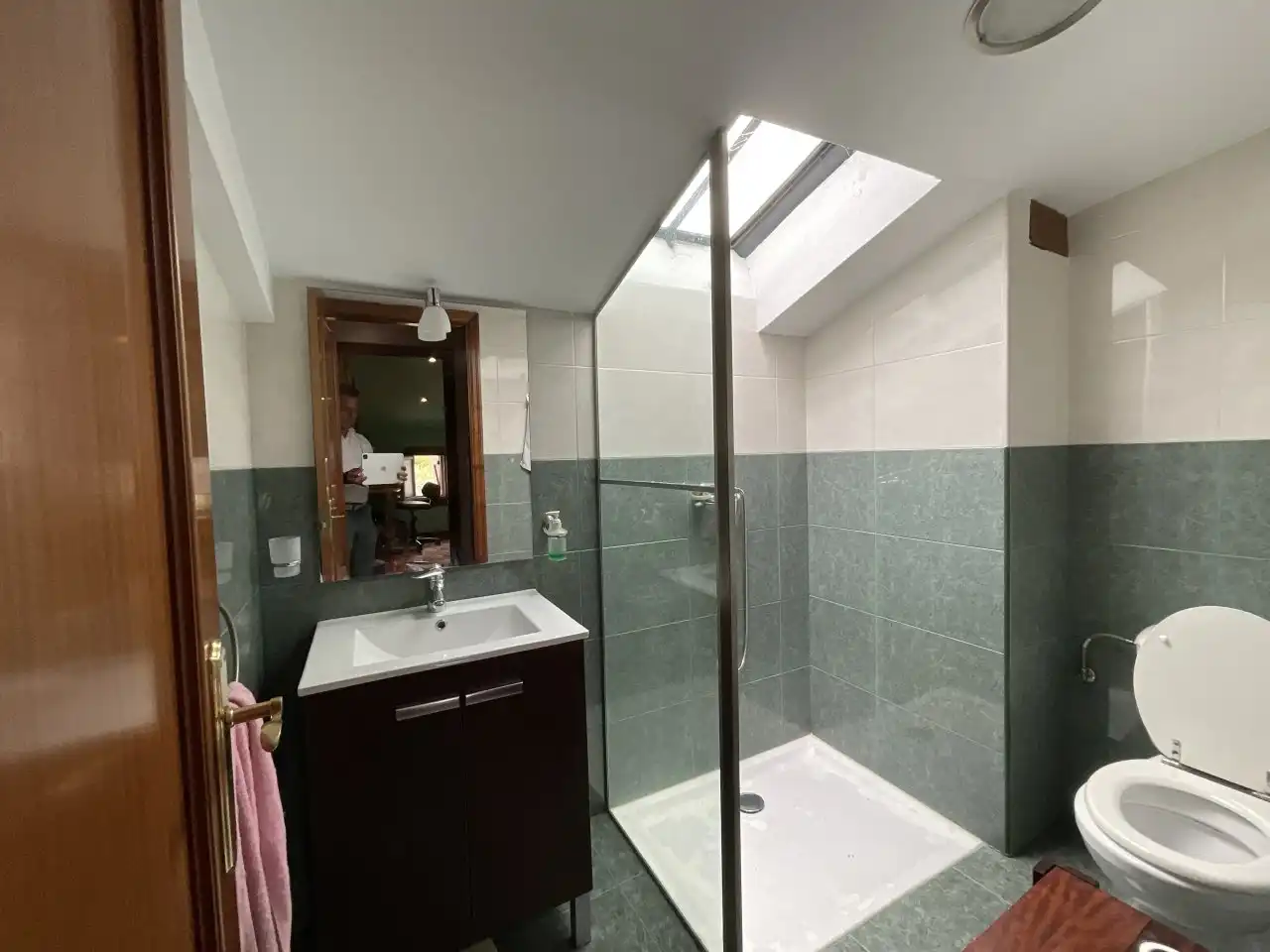 Badezimmer von Country house zum Verkauf in Ibrillos mit Heizung, Parkett und Terrasse
