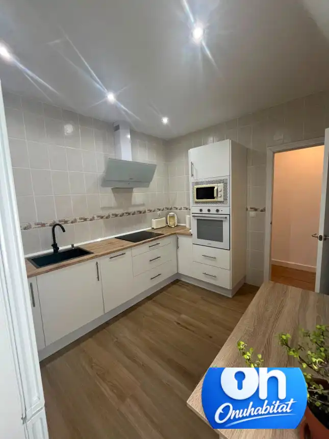 Cocina de Piso en venta en Valverde del Camino con Aire acondicionado, Amueblado y Balcón