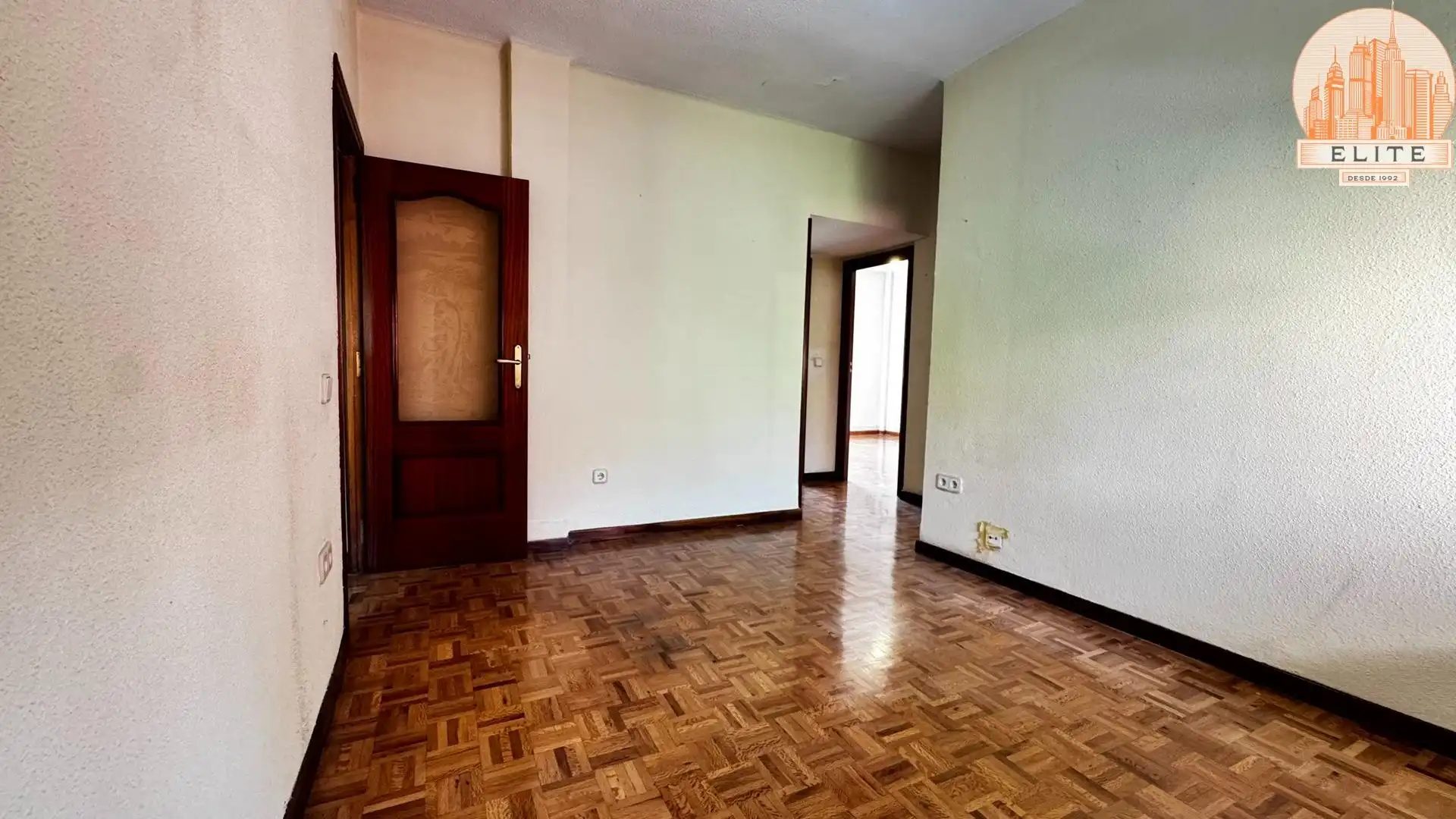 Habitación de Piso en venta en Alcorcón con Calefacción, Parquet y Terraza