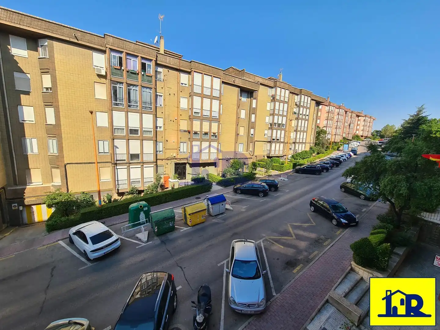 Außenansicht von Wohnung zur Miete in Cuenca mit Heizung, Terrasse und Möbliert