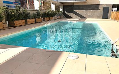 Swimming pool of Flat for sale in Badalona  with Air Conditioner, Heating and Parquet flooring