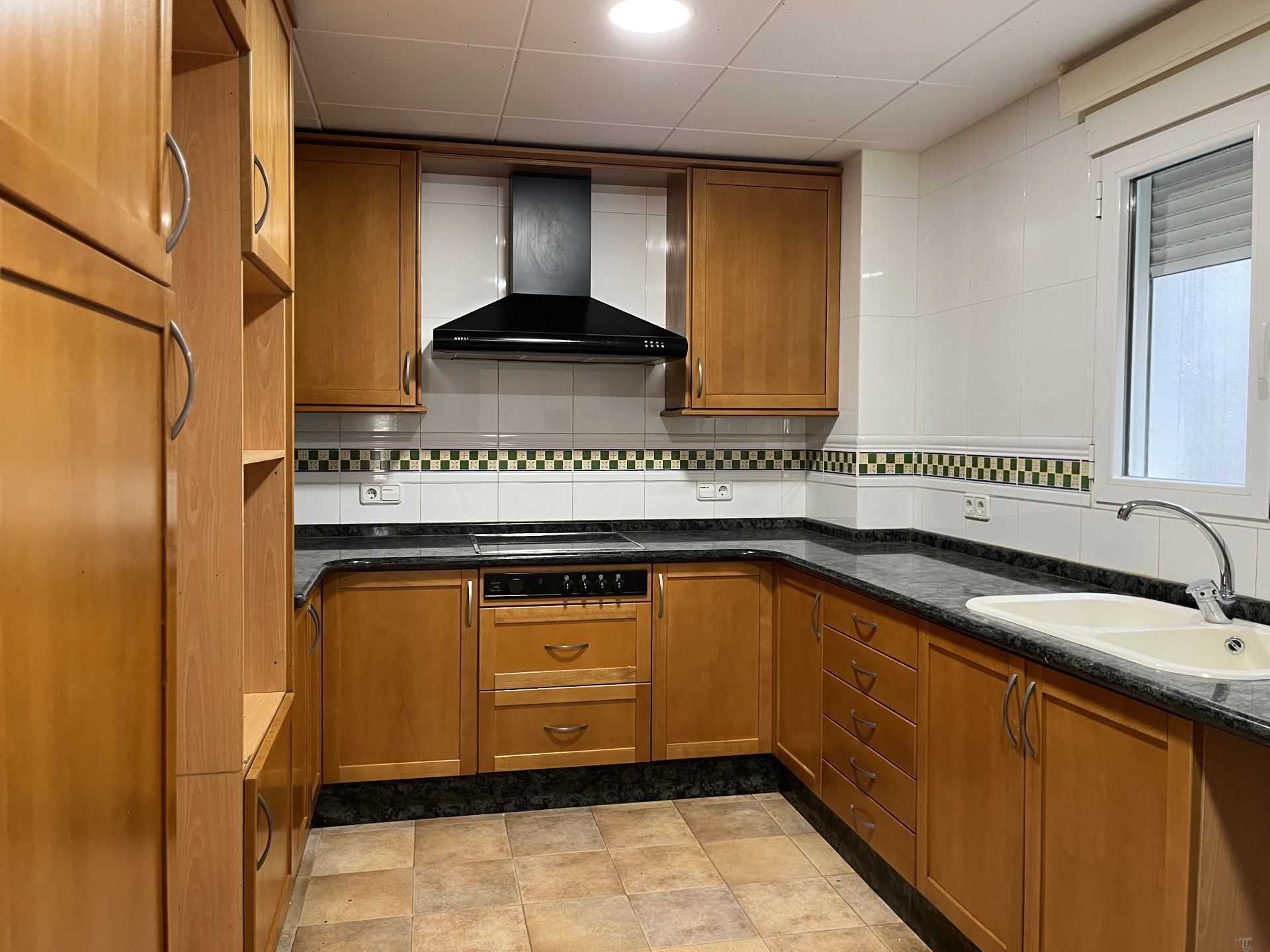 Kitchen of Flat for sale in Ontinyent  with Air Conditioner, Heating and Terrace