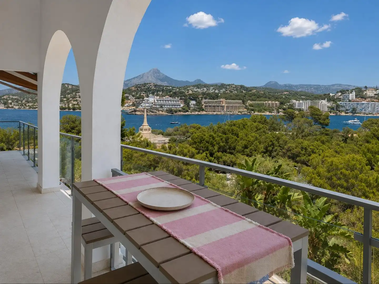 Terrace of Houses for sale in Calvià  with Air Conditioner, Heating and Private garden