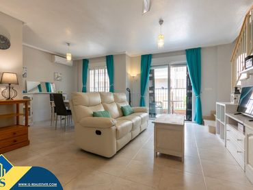 Duplex avec piscine à vendre à Orihuela Costa