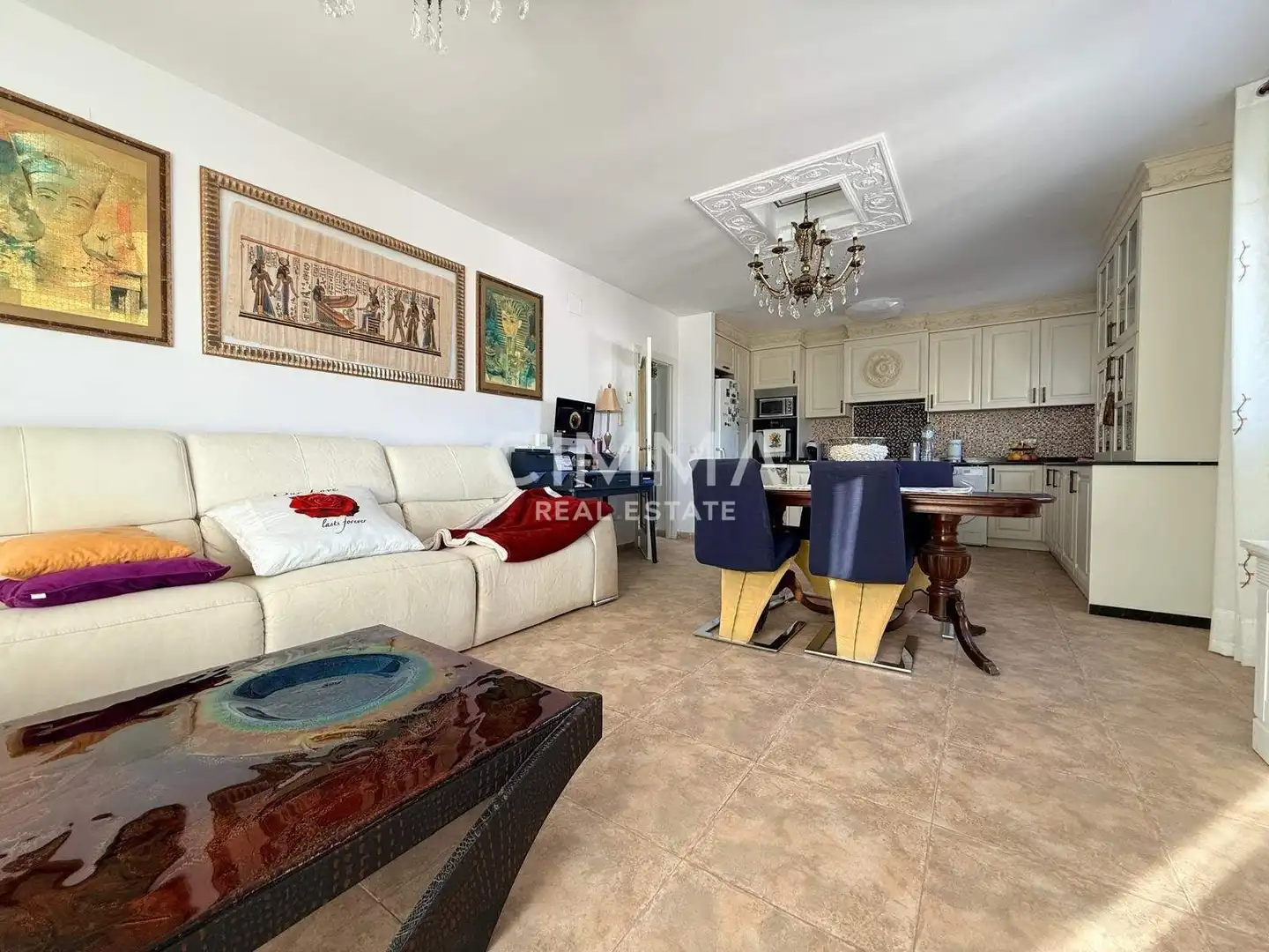 Sala de estar de Casa o chalet en venta en La Nucia con Aire acondicionado, Jardín privado y Terraza