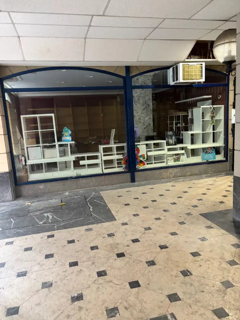 Local comercial de lloguer a Calle San Juan Kalea 4, imagen 3