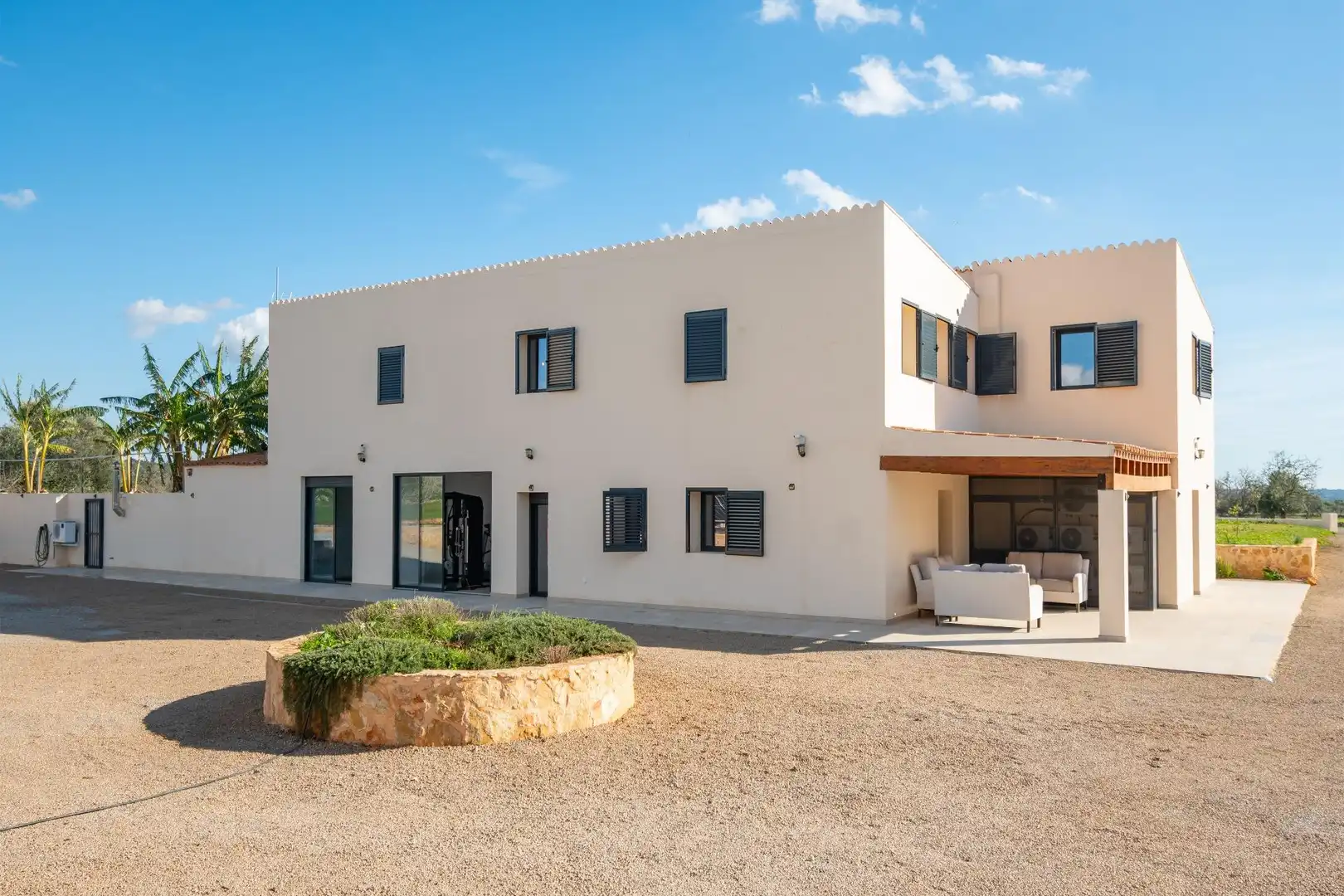 Casa rústica con piscina en venta en Campos poble, imagen 2
