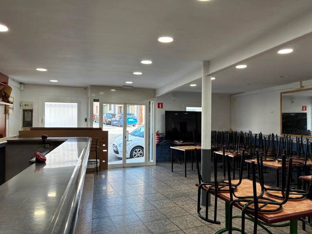 Casa adosada en Venta en Carrer de la Linia en Òdena