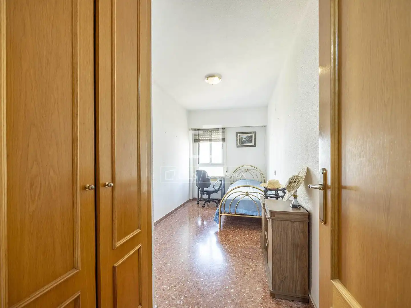 Wohnung zum Verkauf in Valencia mit Klimaanlage, Möbliert und Balkon