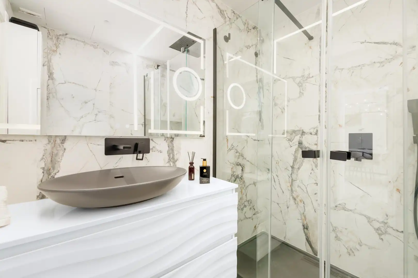 Baño de Ático en venta en Mijas con Aire acondicionado, Calefacción y Jardín privado