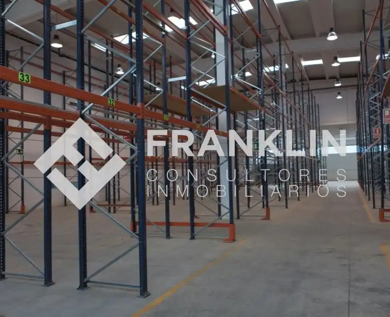 Nau industrial de lloguer a Carrer de la Física 2, imagen 22