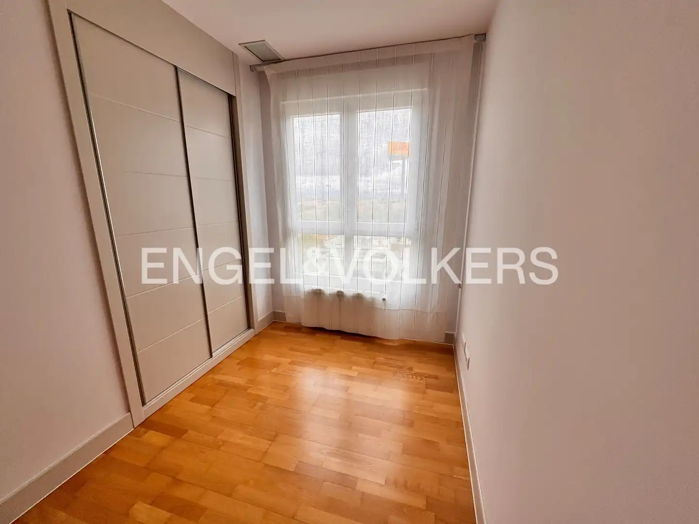 Bedroom of Flat for rent in Majadahonda  with Air Conditioner, Heating and Private garden