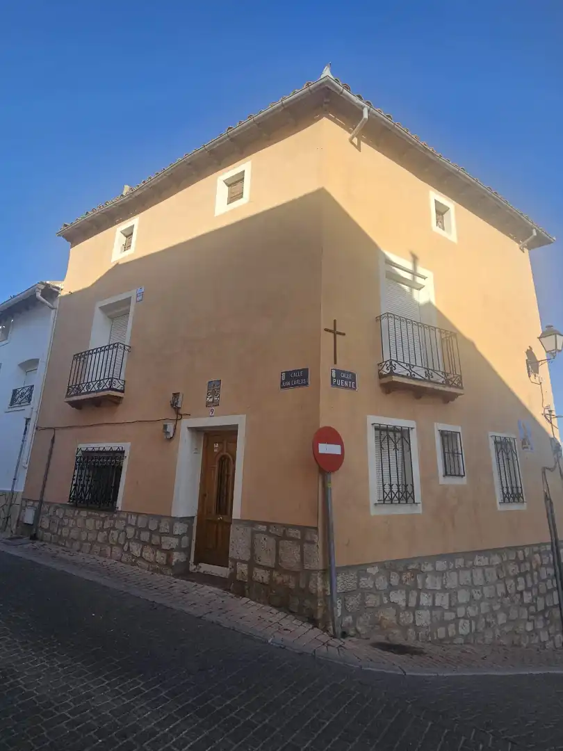 Vista exterior de Casa adosada en venta en Orusco de Tajuña con Amueblado