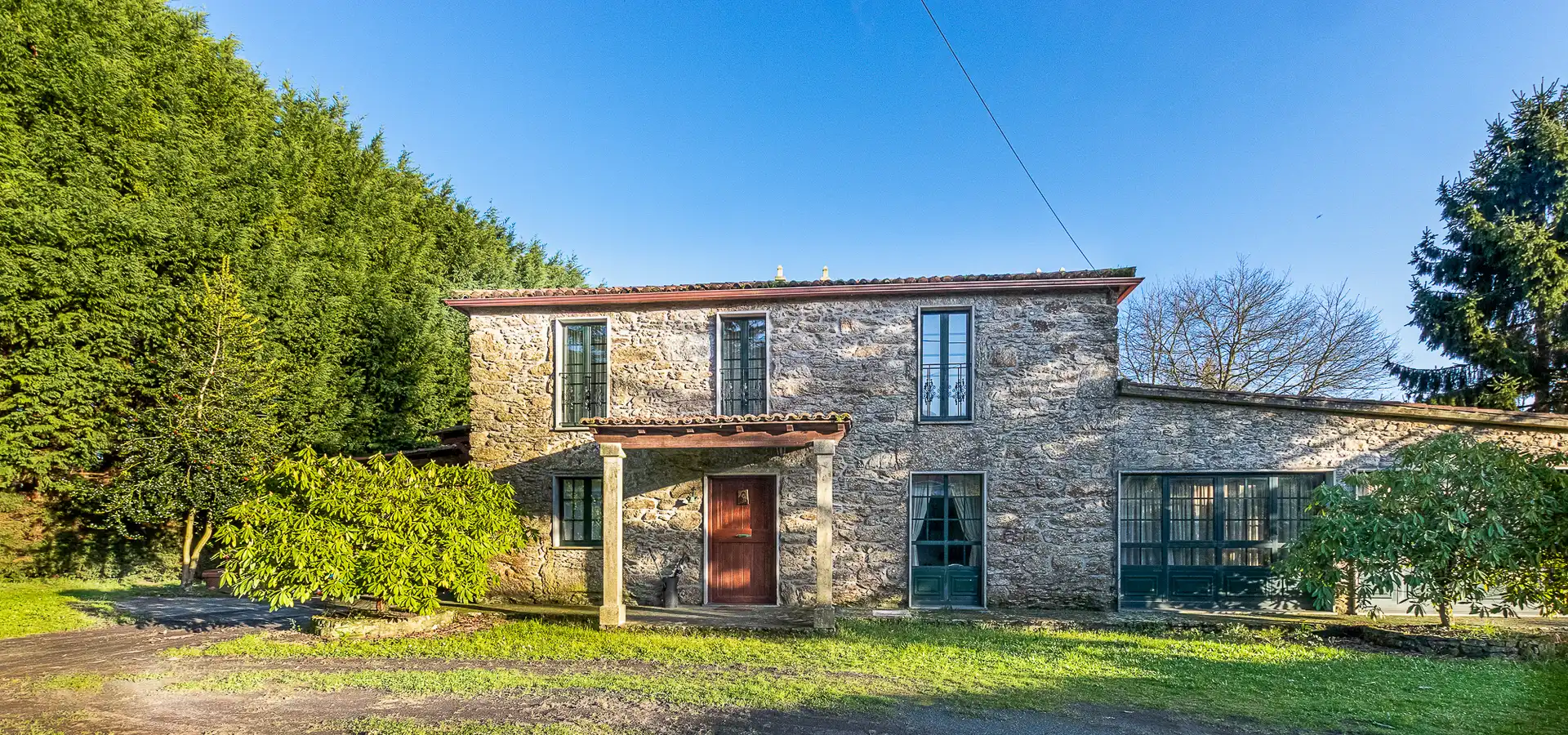 Außenansicht von Country house zum Verkauf in Toques mit Möbliert