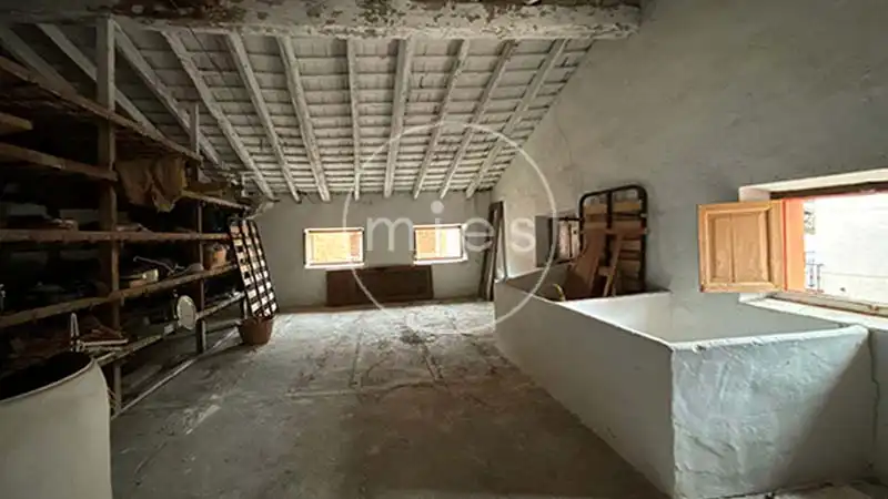 Casa o xalet en venda en Turís amb Terrassa, Traster i Balcó