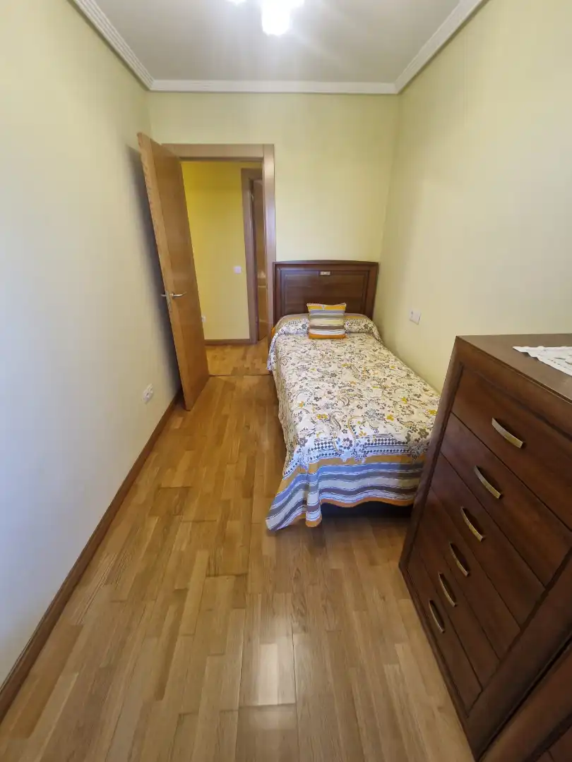Schlafzimmer von Wohnung zum Verkauf in Foz mit Heizung, Terrasse und Abstellraum