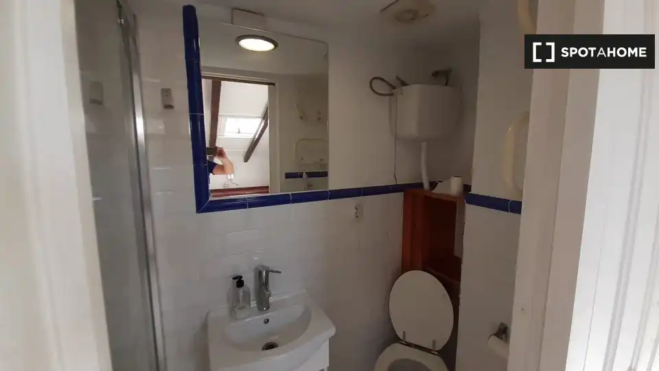 Room in El Cabanyal - El Canyamelar