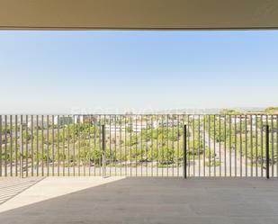 Terrasse von Wohnungen miete in Esplugues de Llobregat mit Klimaanlage, Terrasse und Schwimmbad