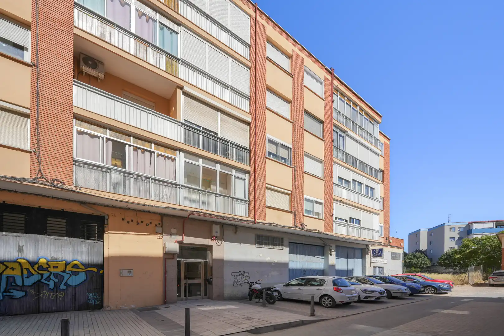 Vista exterior de Pis en venda en Valladolid amb Calefacció, Terrassa i Forn